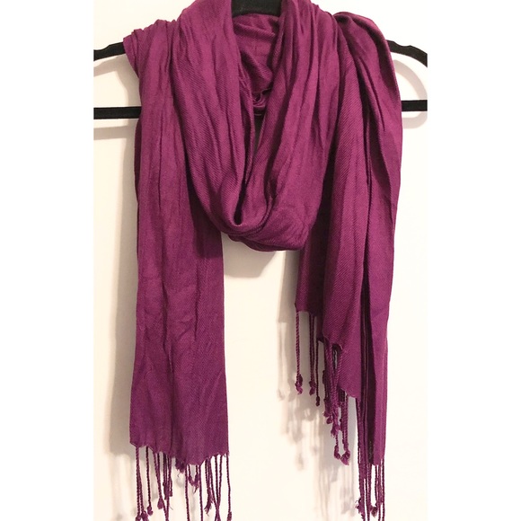 🌱2/$15 Pink & Purple Scarves - Picture 2 of 3